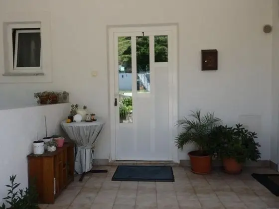 Apart Daire (Suzy - 80m from the sea - A1 Šestica)