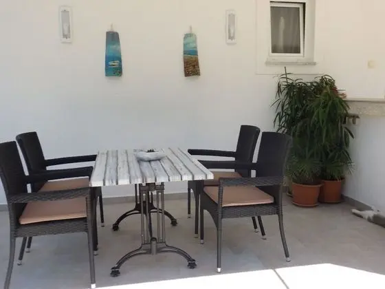 Apart Daire (Suzy - 80m from the sea - A1 Šestica)