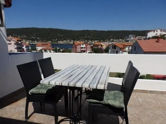 Apart Daire (Suzy - 80m from the sea - A2 Četvork)