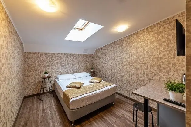 Standard Tek Büyük Yataklı Oda