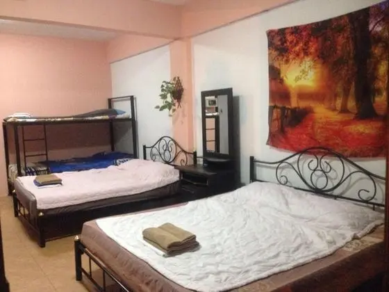 Suite (for 6 Persons)