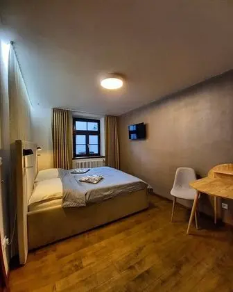 Tek Büyük Yataklı Oda