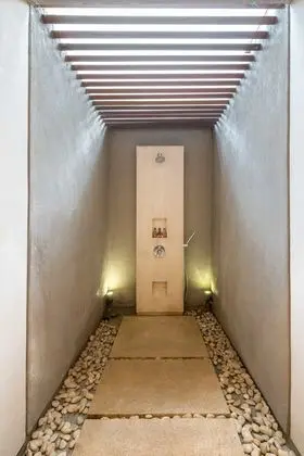 Deluxe Tek Büyük Yataklı Oda, Bahçe Manzaralı (Adna)