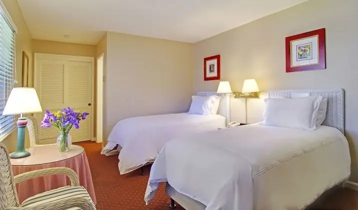 Economy İki Ayrı Yataklı Oda, 2 Tek Kişilik Yatak (Non Pet-Friendly)