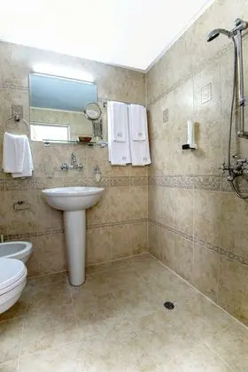 Deluxe Tek Büyük Yataklı Oda, 1 Büyük (Queen) Boy Yatak, Sigara İçilmez