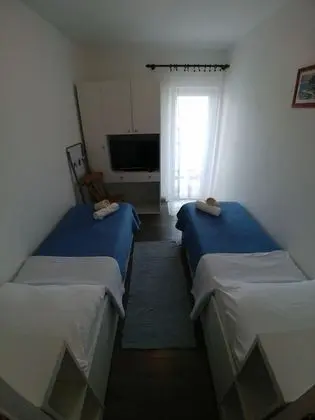Apart Daire (Svetka - 10m from the sea - A1(2+2))
