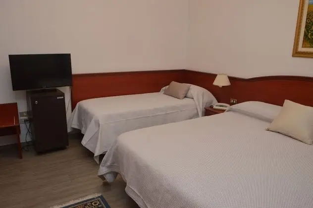 Classic Üç Kişilik Oda