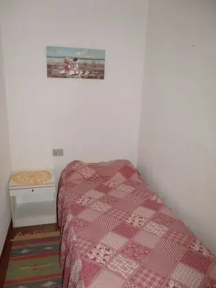 Romantic Apart Daire, 1 Yatak Odası, Küçük Mutfak, Denize Sıfır