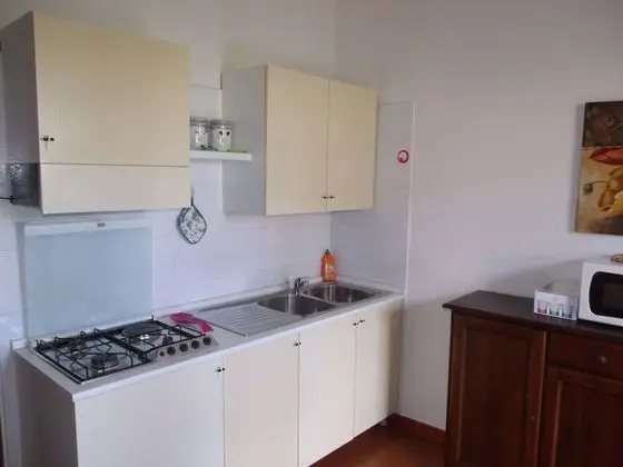 Romantic Apart Daire, 1 Yatak Odası, Küçük Mutfak, Denize Sıfır