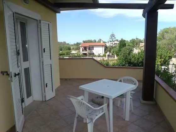 Romantic Apart Daire, 1 Yatak Odası, Küçük Mutfak, Denize Sıfır