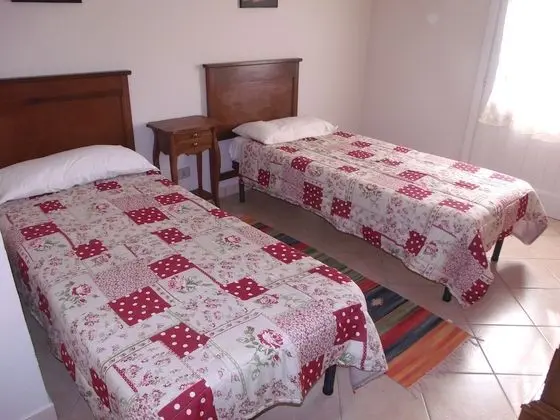 Standard Apart Daire, 2 Yatak Odası, Balkon, Denize Sıfır