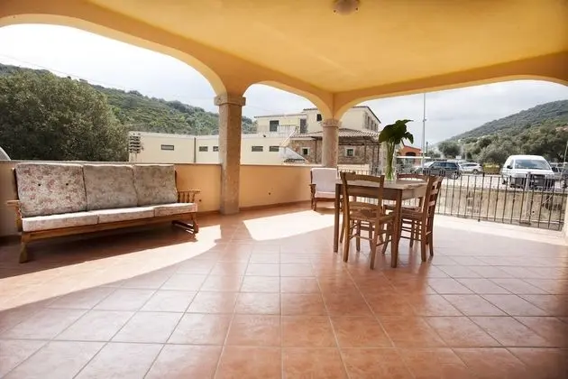 Comfort Apart Daire, 2 Yatak Odası, Veranda, Bahçeli