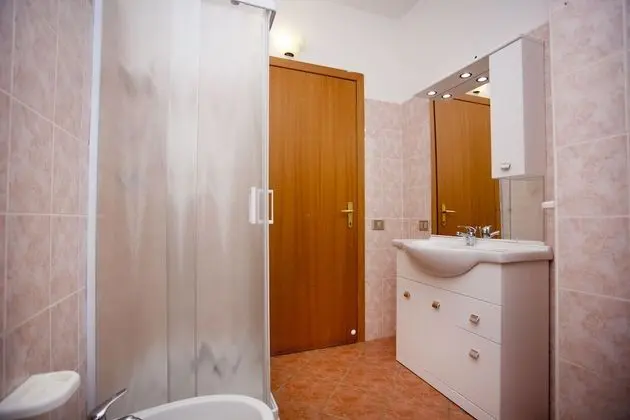 Comfort Apart Daire, 2 Yatak Odası, Veranda, Bahçeli