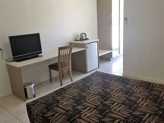 Standard Tek Büyük veya İki Ayrı Yataklı Oda, Bahçe Manzaralı