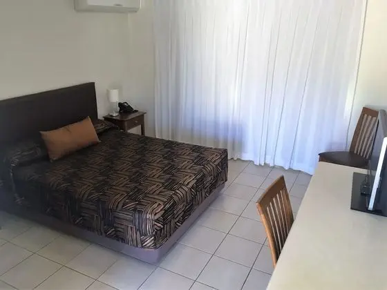 Standard Tek Büyük Yataklı Oda, Bahçe Manzaralı