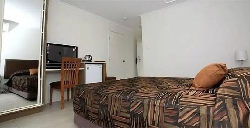 Standard Tek Büyük Yataklı Oda, Bahçe Manzaralı