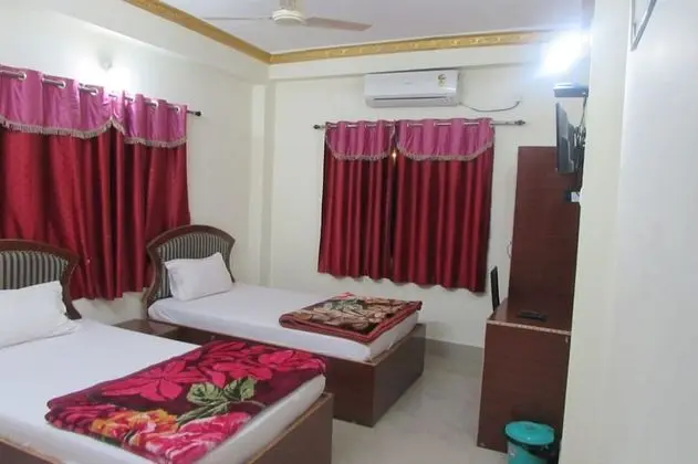 Deluxe Double Room- AC Room