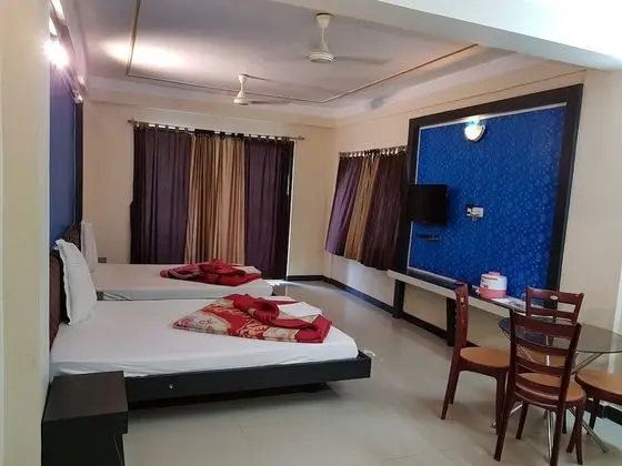 Deluxe Dört Kişilik Oda, Birden Çok Yatak, Sigara İçilebilir