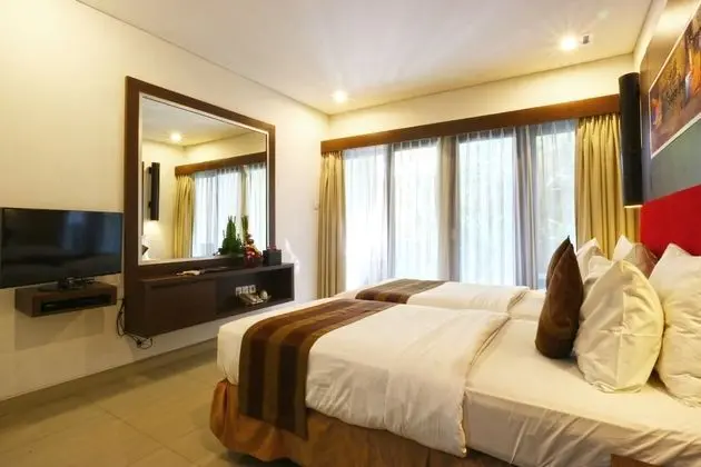 Deluxe Stüdyo, Bağlantılı Odalar