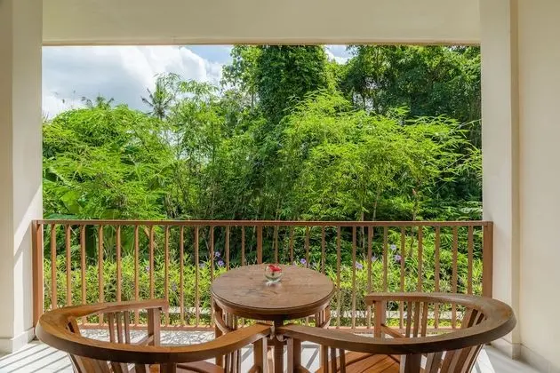 Deluxe Tek Büyük Yataklı Oda, Balkon