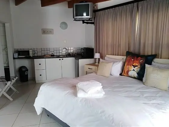 Self-Catering Unit 1