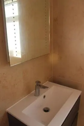 Tek Büyük Yataklı Oda, Banyolu/Duşlu
