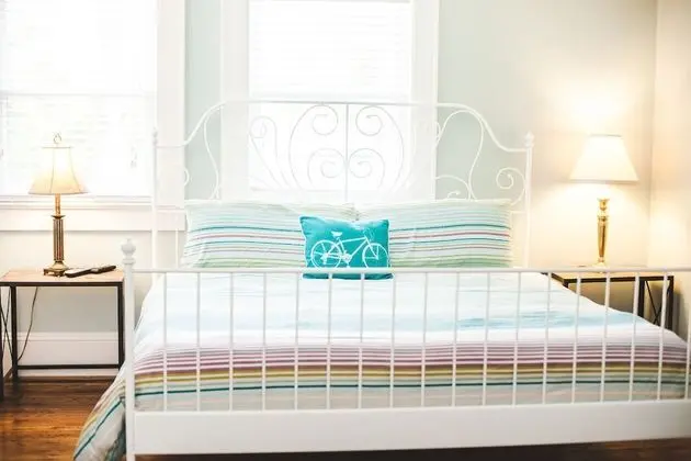 Oda, 1 En Büyük (King) Boy Yatak, Özel Banyo, Dağ Manzaralı (Azalea)