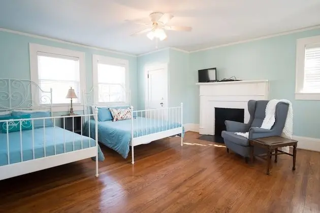 Tek Büyük Yataklı Oda, 2 Çift Kişilik Yatak, Özel Banyo (Camellia)