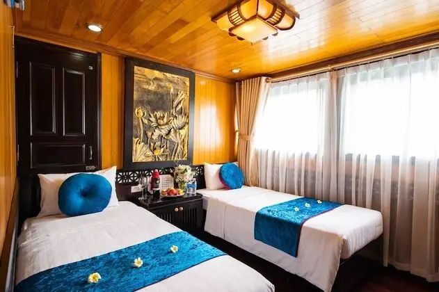 Deluxe Tek Büyük veya İki Ayrı Yataklı Oda, Deniz Manzaralı