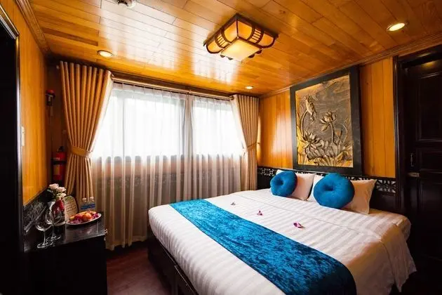 Deluxe Tek Büyük veya İki Ayrı Yataklı Oda, Deniz Manzaralı