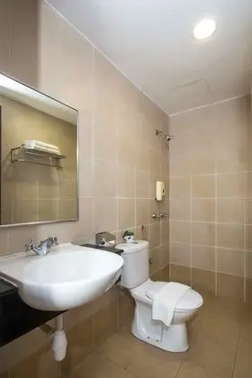 Deluxe Tek Büyük Yataklı Oda, 1 Çift Kişilik Yatak, Sigara İçilmez, Penceresiz