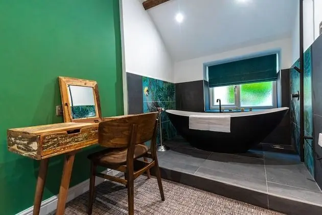 Deluxe Tek Büyük Yataklı Oda