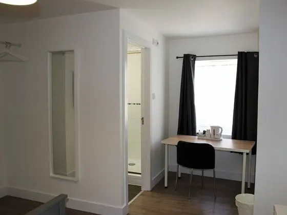 Deluxe Tek Büyük Yataklı Oda, Banyolu/Duşlu