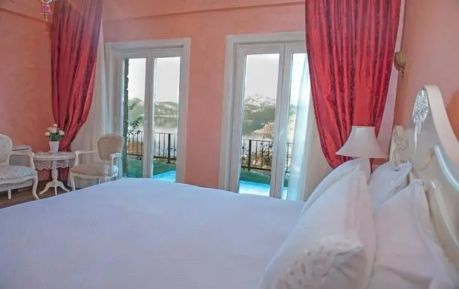 Deluxe Oda Balkonlu, Deniz Manzaralı, Balkonlu