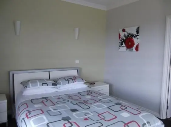 Standard Süit, 1 Yatak Odası, Sigara İçilmez, Balkon (The Lake Room)