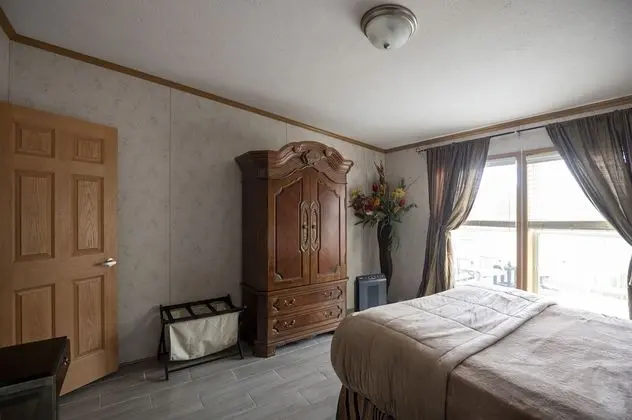 Romantic Ev, Göl Manzaralı