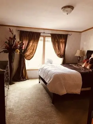 Romantic Ev, Göl Manzaralı