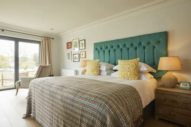 Biggy Riverside Double Room