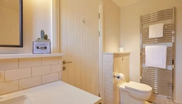 Biggy Riverside Double Room