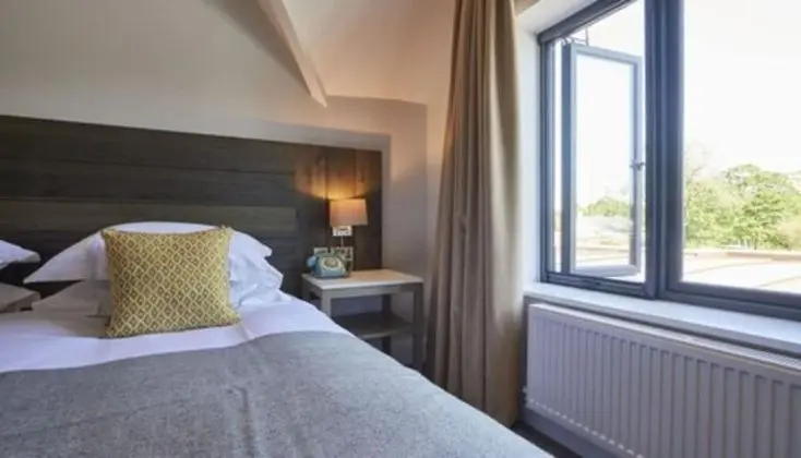 Comfy Riverside Double Room