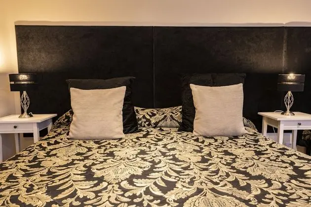 Superior Üç Kişilik Oda (Room 2 1st Floor)