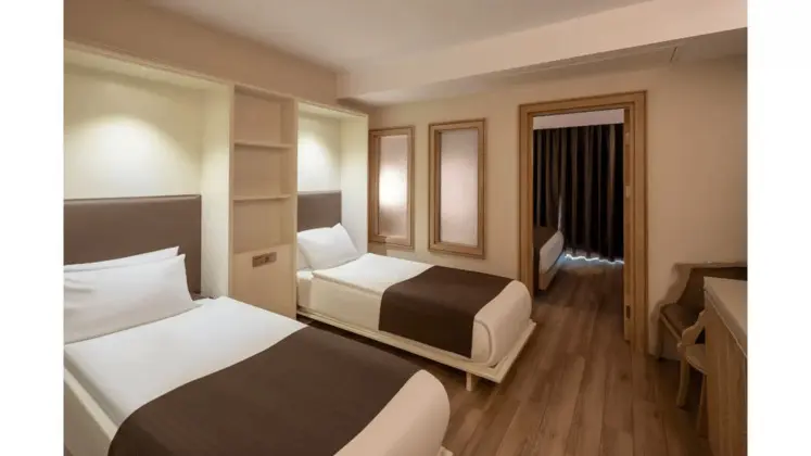 Deluxe Bahçe Aile Odası