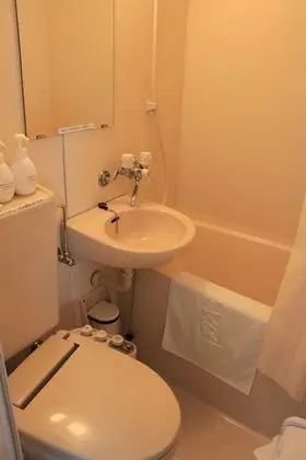 Tek Büyük Yataklı Oda, Sigara İçilmez