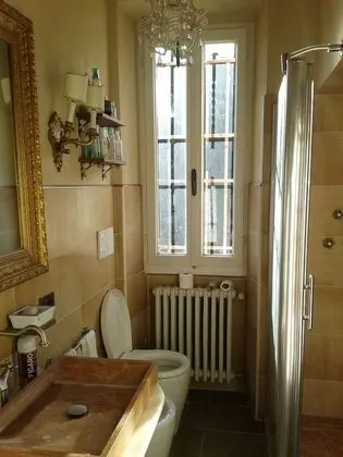 Standard Tek Büyük Yataklı Oda, 1 Büyük (Queen) Boy Yatak, Teras, Bahçe Manzaralı (White Room)