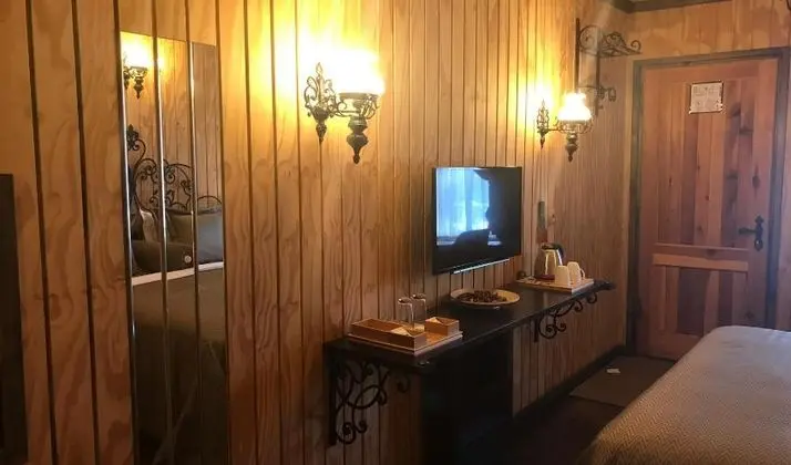 Bahçe Manzaralı Bungalow Oda