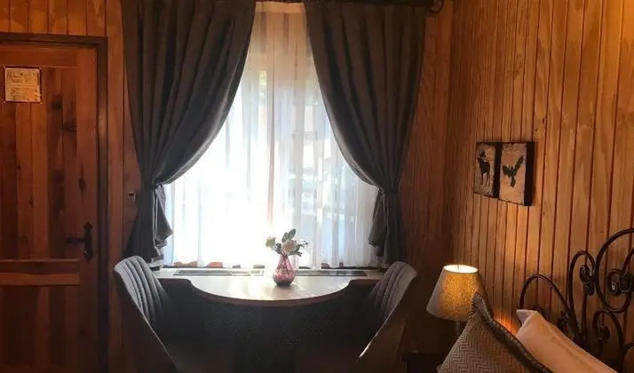 Bahçe Manzaralı Bungalow Oda