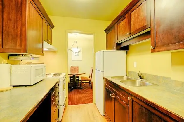 Suite, 2 Bedrooms with Stairs