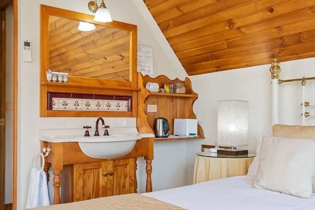 Kır Evi, 3 Yatak Odası, Sıcak Su Küveti, Koy Manzaralı