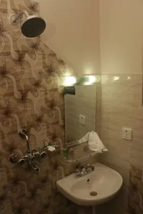 Deluxe Tek Kişilik Oda, 1 En Büyük (King) Boy Yatak, Sigara İçilebilir, Tepe Manzaralı
