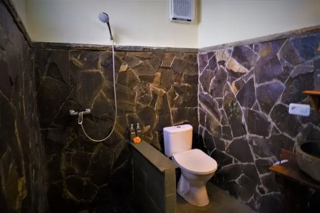 Tek Büyük Yataklı Oda, Bahçe Manzaralı